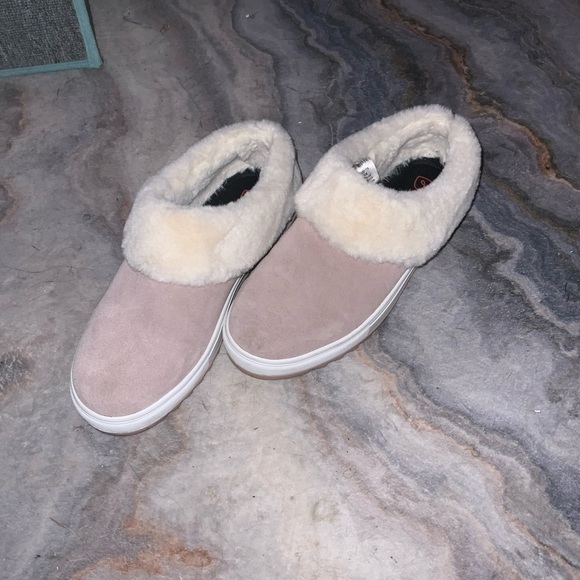 Blondo Waterproof Suede Faux Fur Shoes - Picture 2 of 5